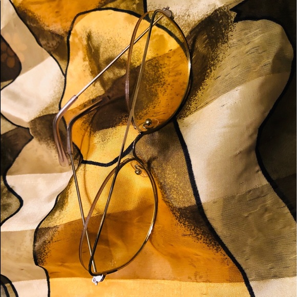 (NWT) Designer KWN eyewear - Picture 7 of 8